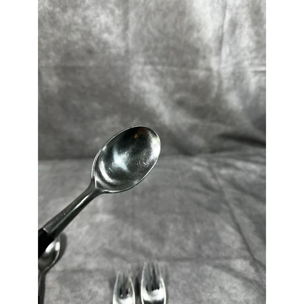 Dansk set includes